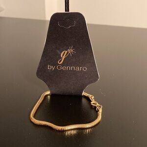 Elegant Gold Bracelet